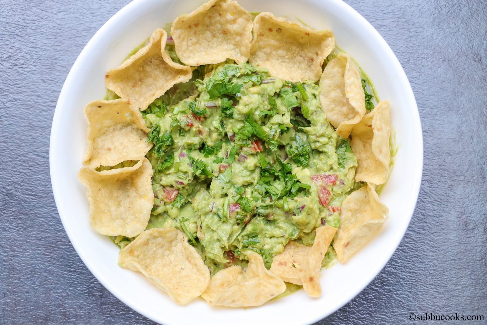 How to make fresh homemade Mexican Authentic Guacamole