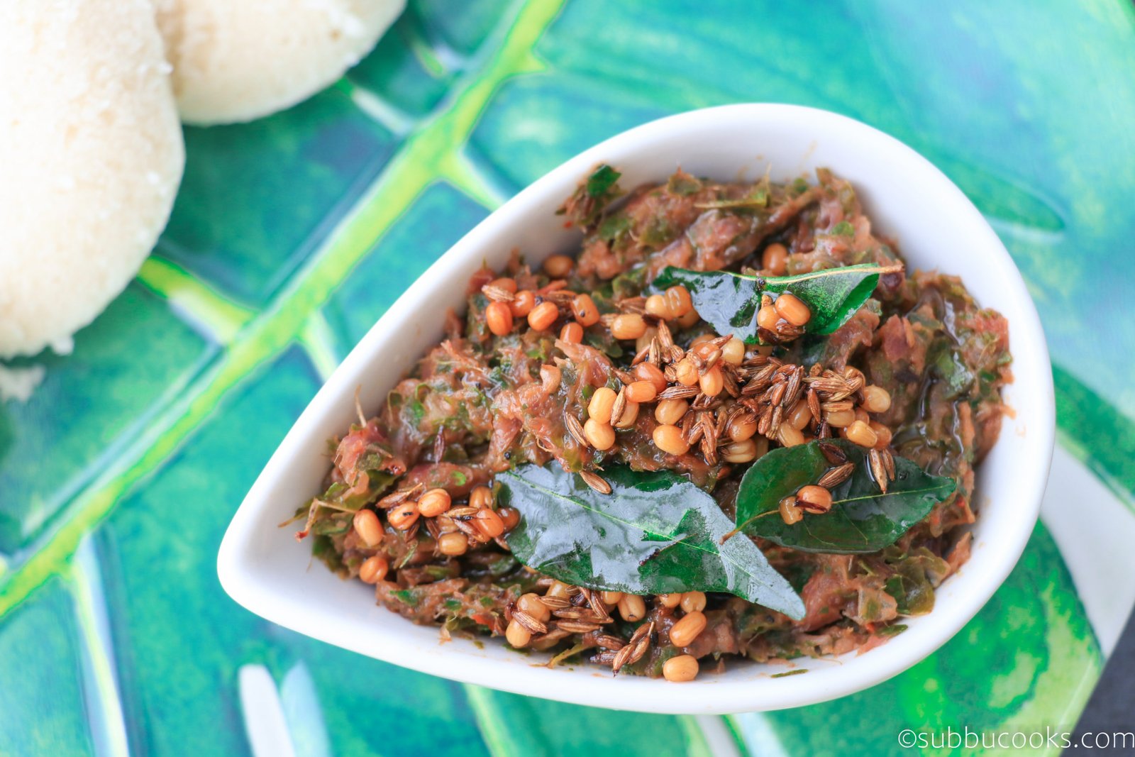 Curry leaves Chutney | Karivepaku Pachadi side dish for Idli, Dosa and Upma