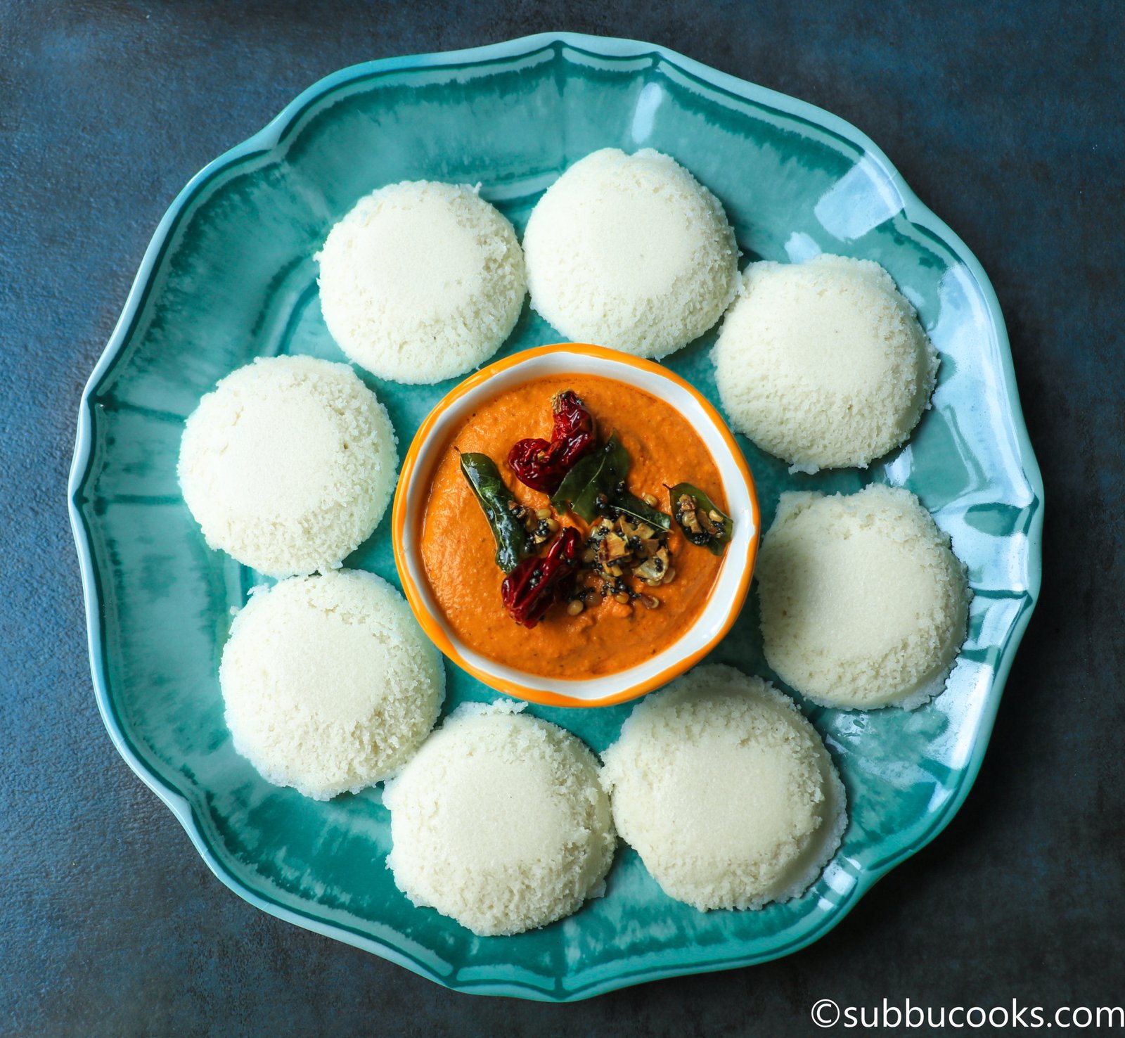 Red coconut chutney recipe | Easy Spicy coconut chutney side dish for idli dosa upma